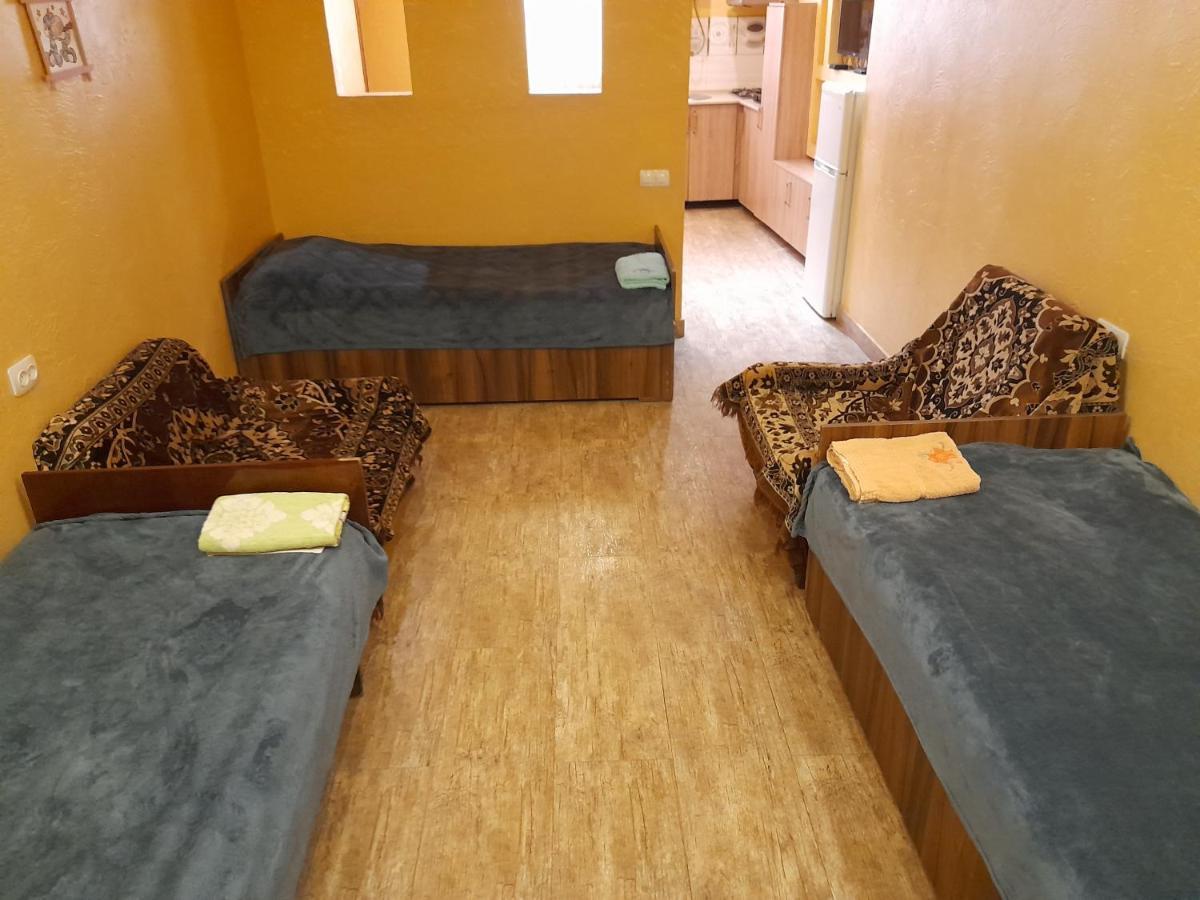 Guest House In Center Єреван Екстер'єр фото