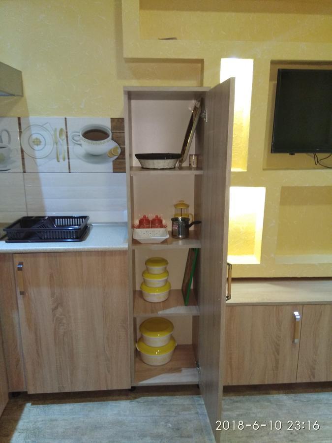 Guest House In Center Єреван Екстер'єр фото